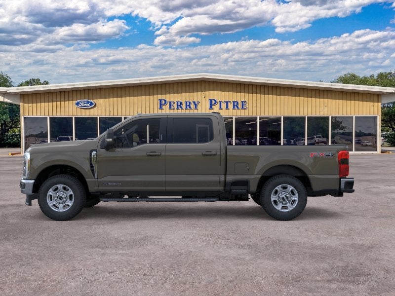 2026 Ford Super Duty F-250® XLT