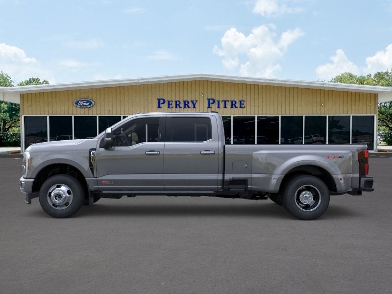 2026 Ford Super Duty F-350® Platinum®