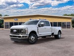 2027 Ford Super Duty F-350® Lariat®