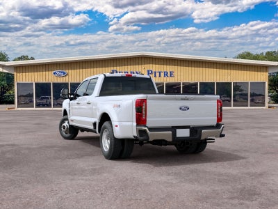 2027 Ford Super Duty F-350® Lariat®