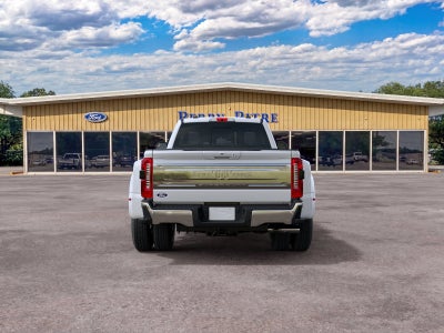 2027 Ford Super Duty F-350® King Ranch®