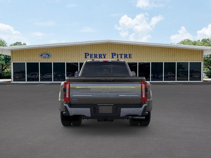 2026 Ford Super Duty F-350® King Ranch®