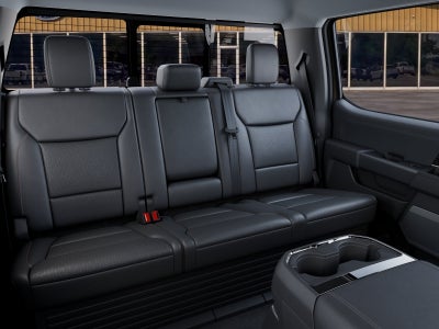 2027 Ford Super Duty F-350® Lariat®