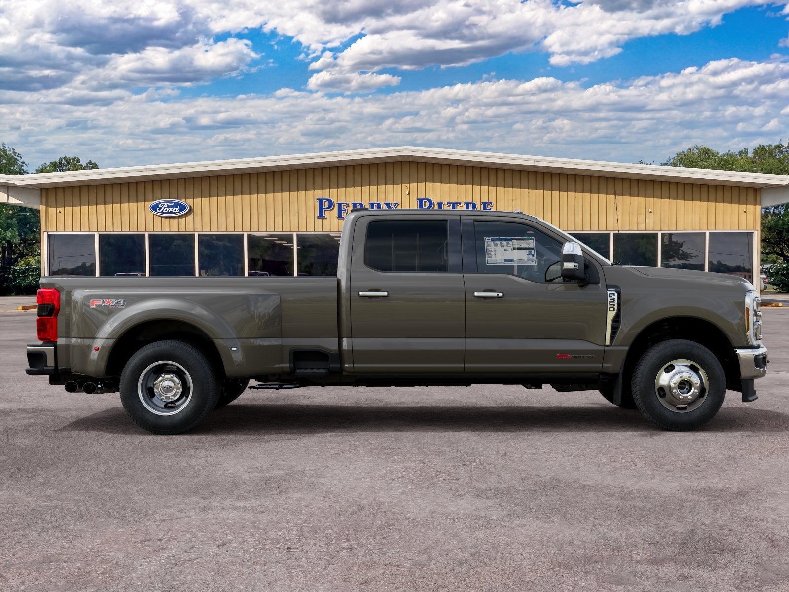 2027 Ford Super Duty F-350® Lariat®