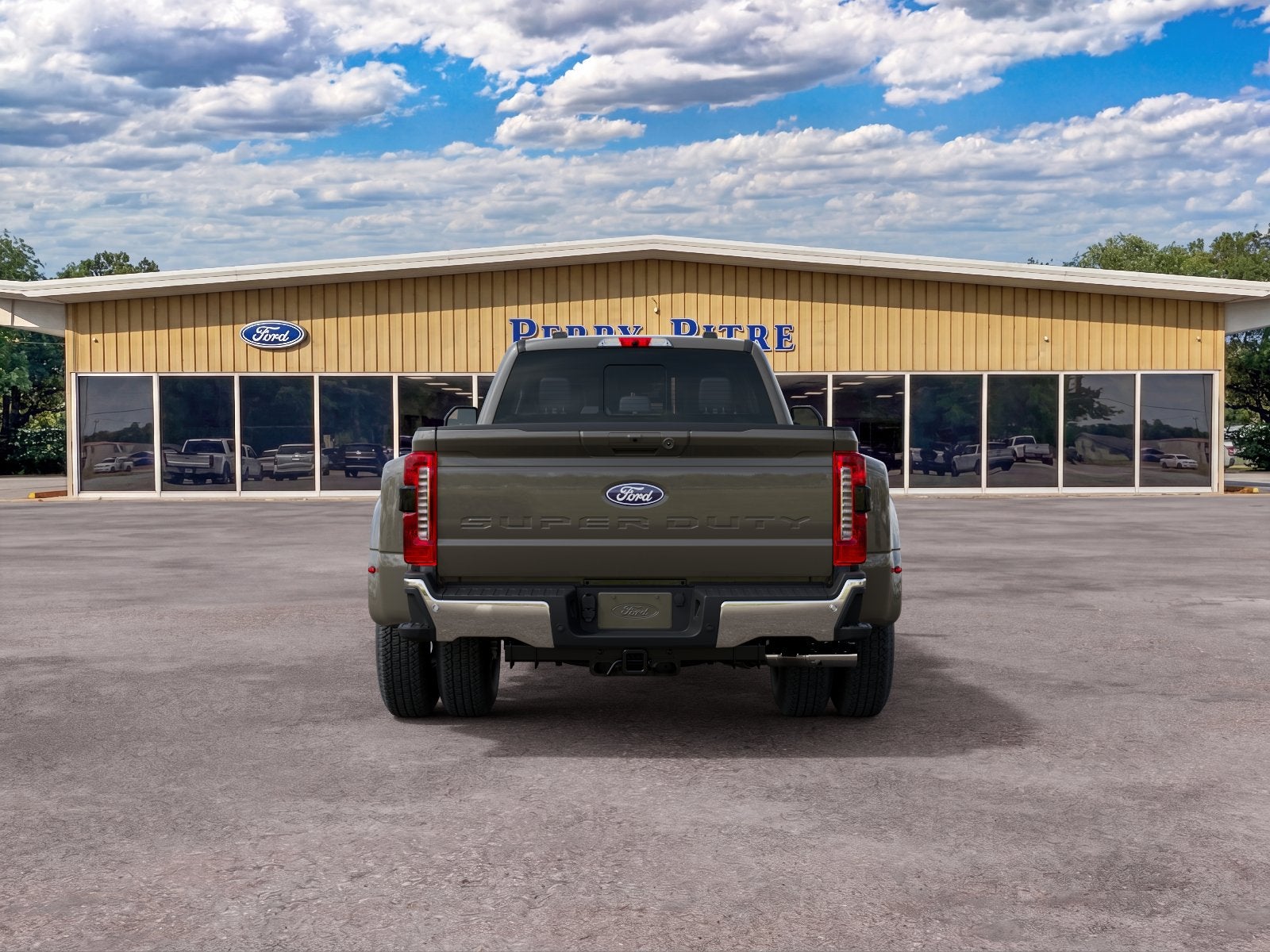 2027 Ford Super Duty F-350® Lariat®
