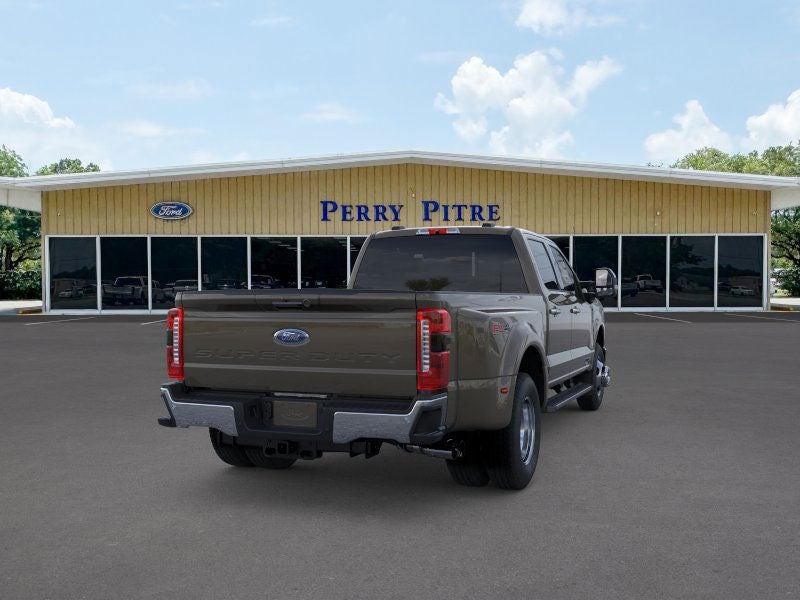 2026 Ford Super Duty F-350® Lariat®