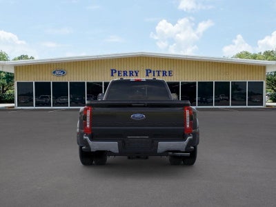 2026 Ford Super Duty F-350® Lariat®